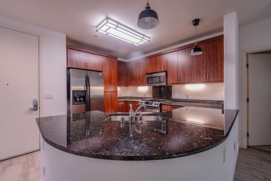 Building Photo - 5501 DeMarcus Blvd