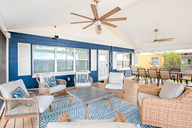 Building Photo - 13920 SE 124th St