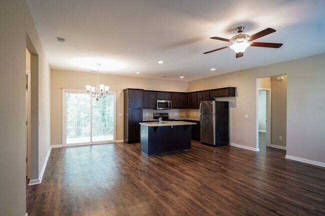 Building Photo - 112 Kennah Ct
