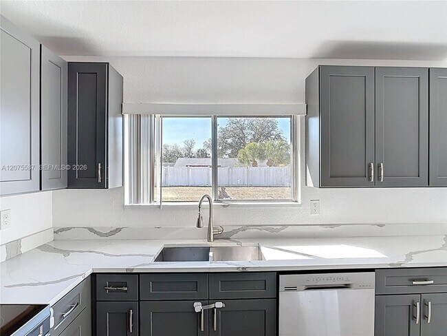 Building Photo - 4487 Pocatella Ave