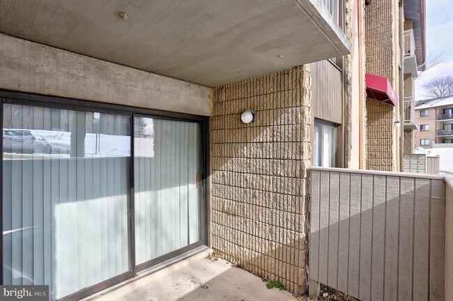 Building Photo - 6009 Majors Ln
