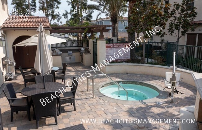 Building Photo - 1885 N Orizaba Ave