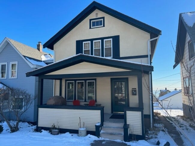Primary Photo - Duluth MN - 3 Bedroom - 2 Bath - 1 Car Gar...