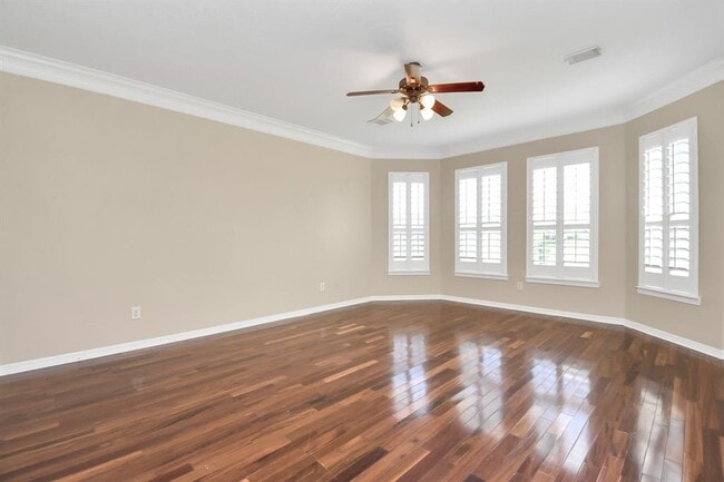 Building Photo - 2026 Arbor Cove