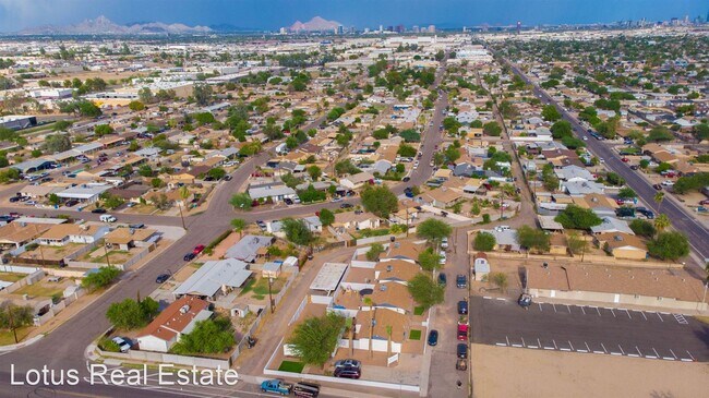Building Photo - 2 br, 1 bath House - 2323 N 39th Ave.