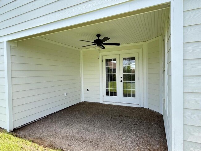 Building Photo - 4840 McCall Ln