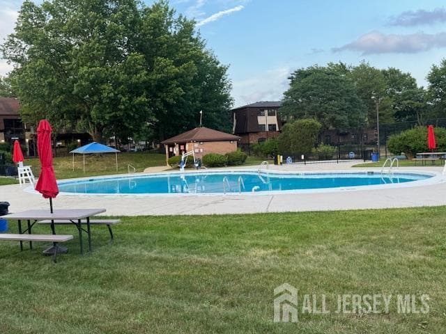 Building Photo - 1705 Green Hollow Dr