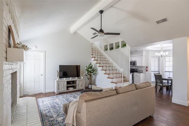 Building Photo - 8073 Bonnie Cir