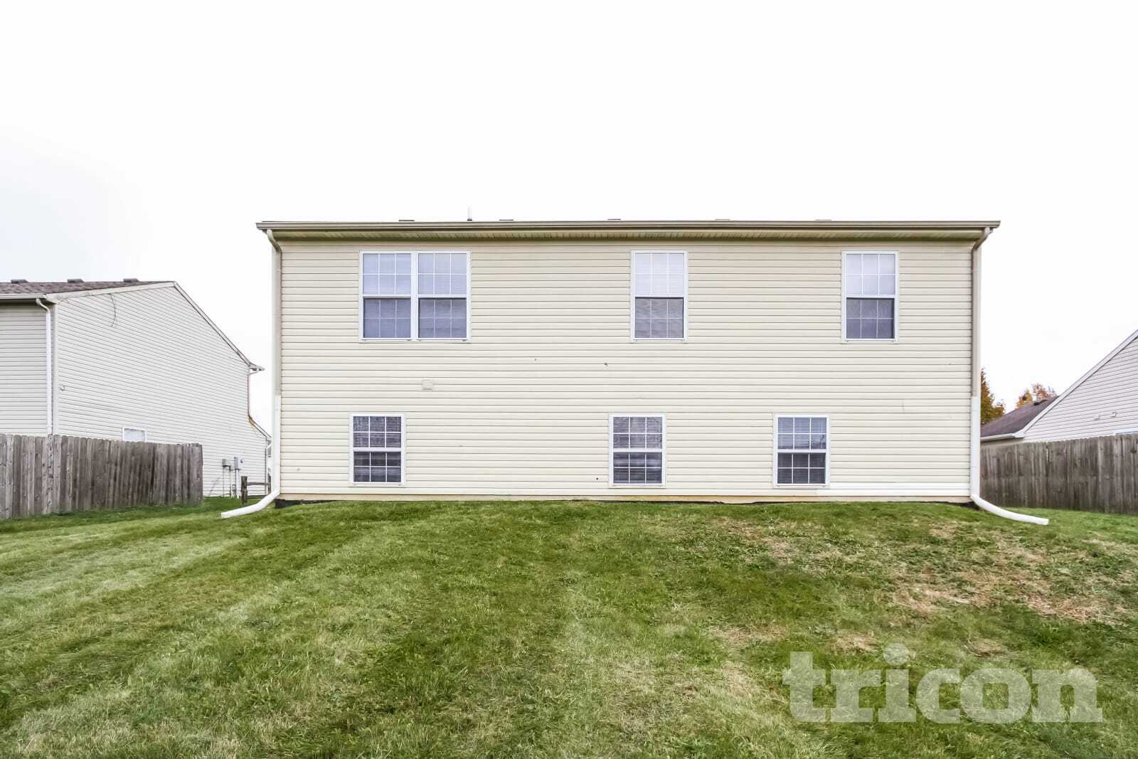 Building Photo - 4040 Dogwood Ln