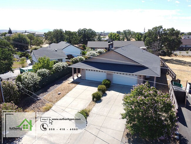 Building Photo - 21939 Chimney Rock Dr