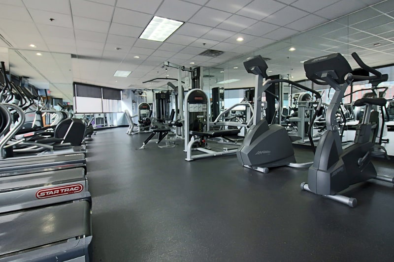 Building Photo - 445 N Peshtigo Ct