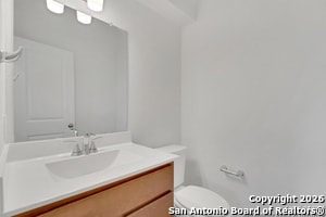 Building Photo - 14839 Vance Jackson Rd