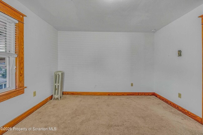 Building Photo - 1425 Church Ave