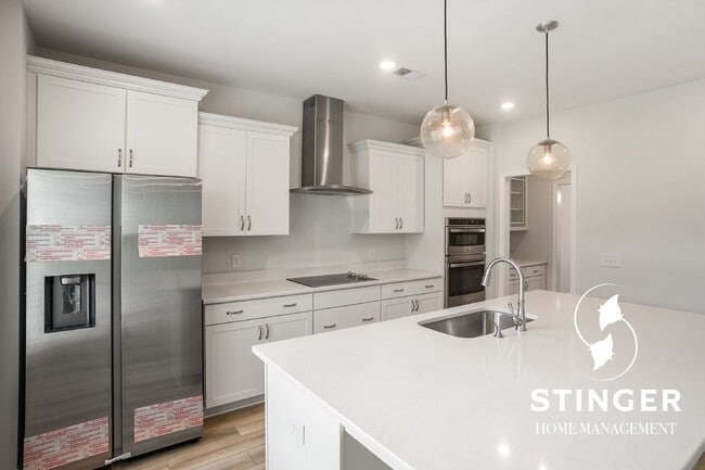 Building Photo - 103 Grange Ln