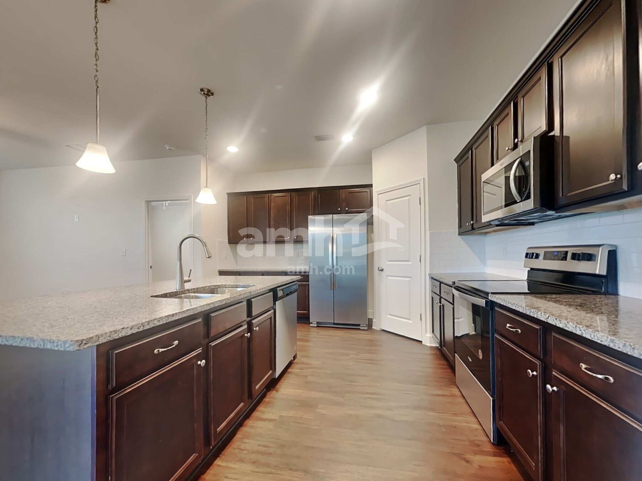 Building Photo - 3791 Lk Blf Lp