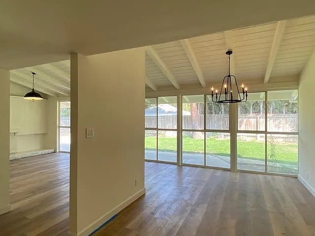 Building Photo - 8554 Fullbright Ave