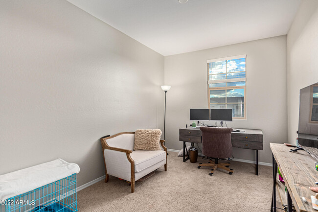 Building Photo - 2661 S Sulley Dr