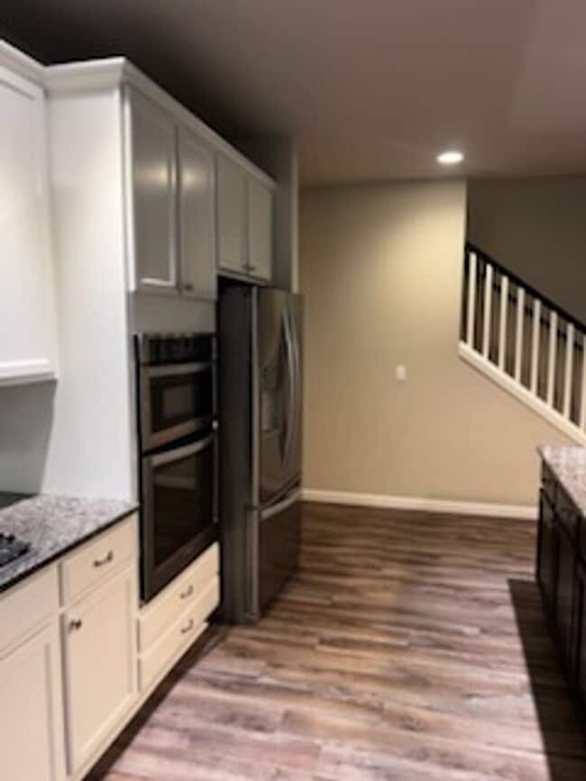 Building Photo - 5 Bedroom plus a Bonus Room in Gig Harbor