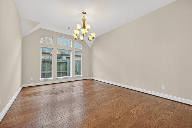 Building Photo - 28015 Castle Park Ln