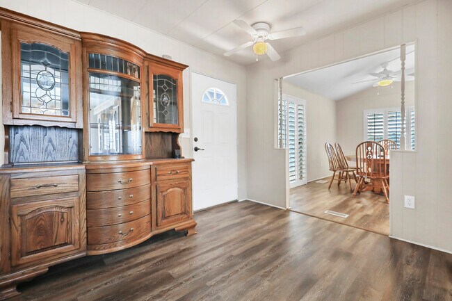 Building Photo - 74647 Azurite Cir E