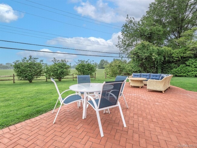 Building Photo - 14 St Pauls Pl