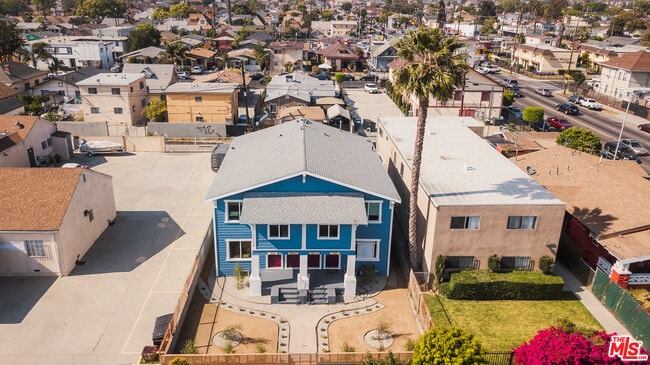 Building Photo - 1311 Roland Curtis Pl