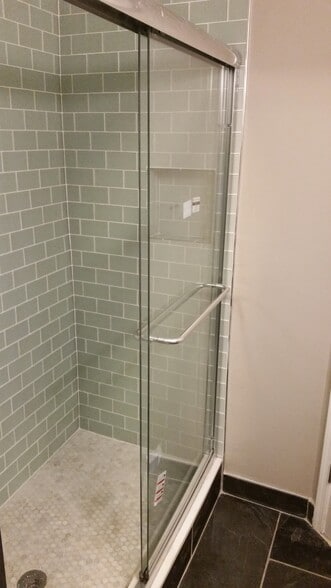 Bathroom - 402 M Street NW