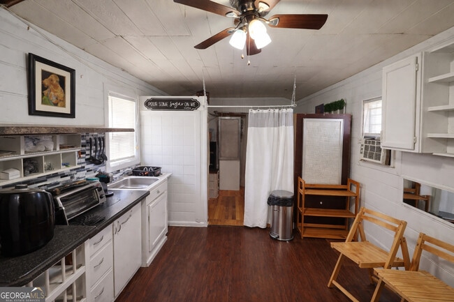 Building Photo - 2298 Tilson Cir