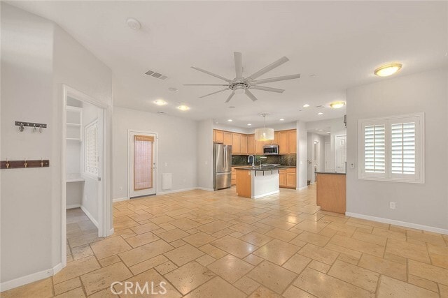Building Photo - 6264 Manzanita Way