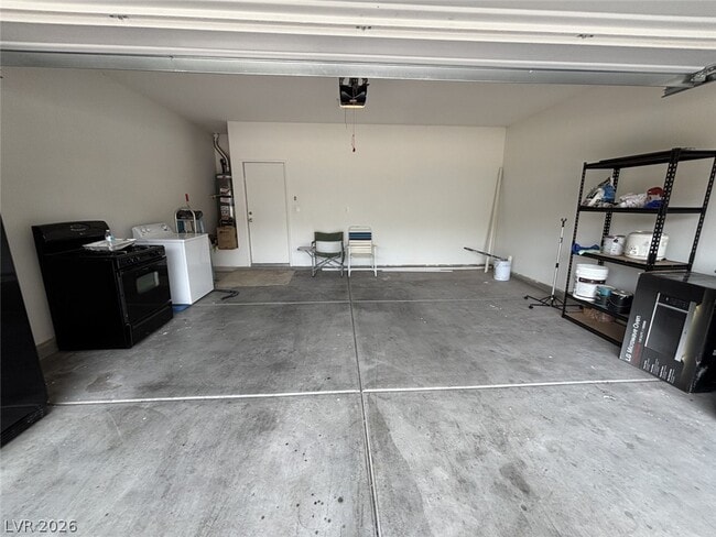 Building Photo - 5582 Sancho Throne Rd