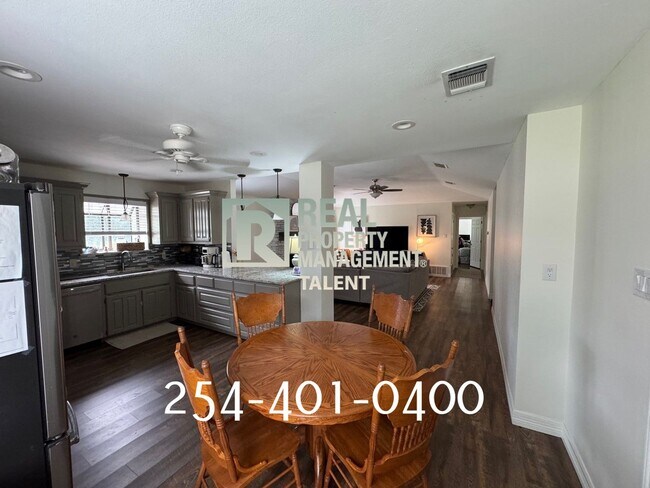Building Photo - COMING SOON!!! 3-Bedroom, 2-bathroom home ...
