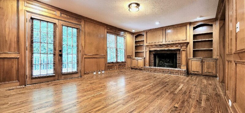 Building Photo - 11165 Wilshire Chase Dr