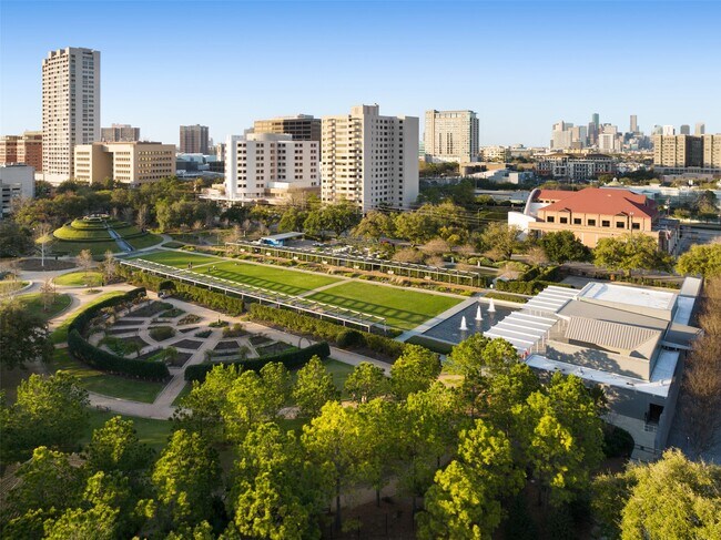 Building Photo - 5925 Almeda Rd