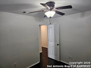 Building Photo - 220 Hereford St