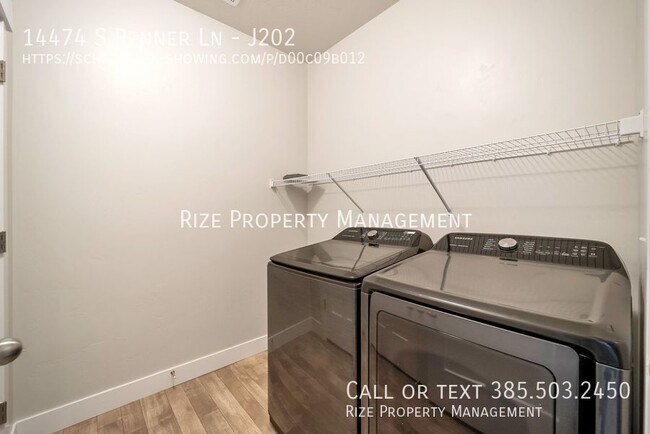 Building Photo - Elevated modern luxury. Discover the view ...