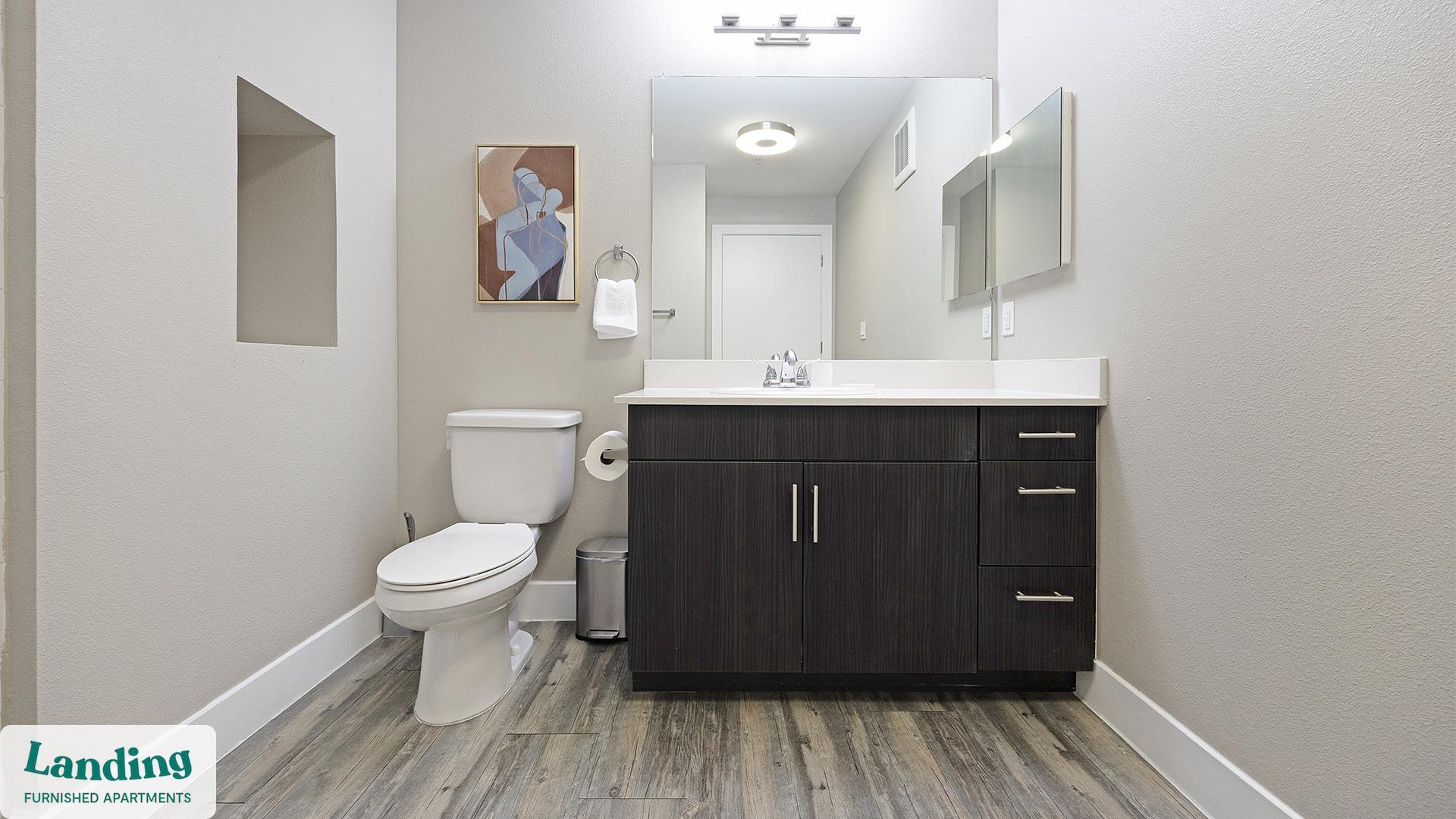 Building Photo - 1000 S Broadway