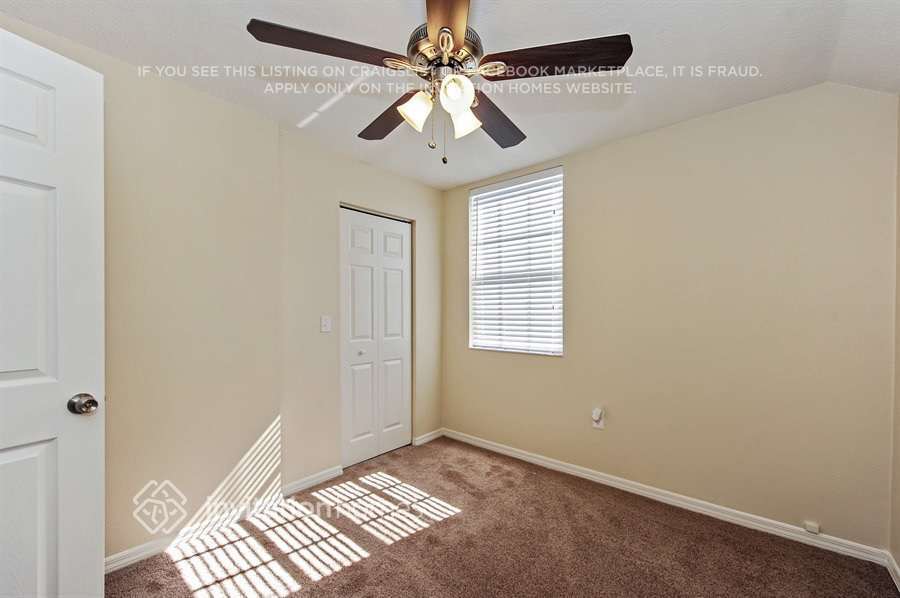 Building Photo - 1318 Casa Bonita Ave