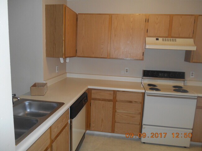 Building Photo - 4531 E Boardwalk Dr