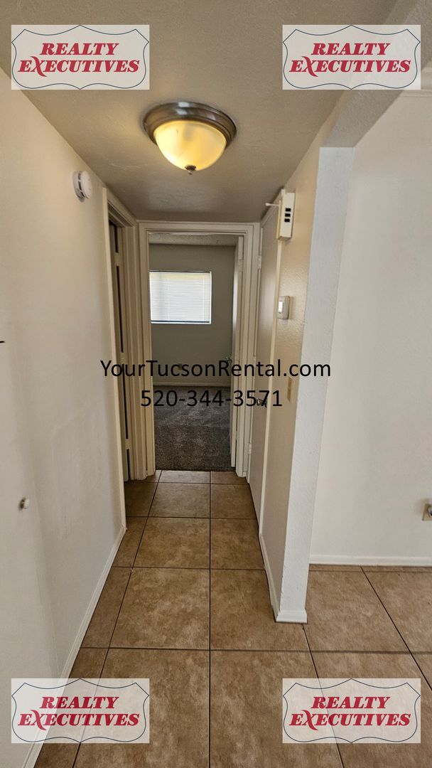 Building Photo - Tanque Verde & Kolb Rd area. 2 bedroom 1 b...