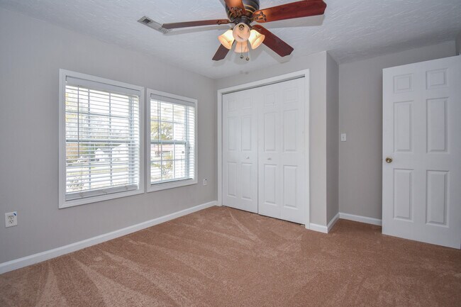 Building Photo - 109 11th Ave