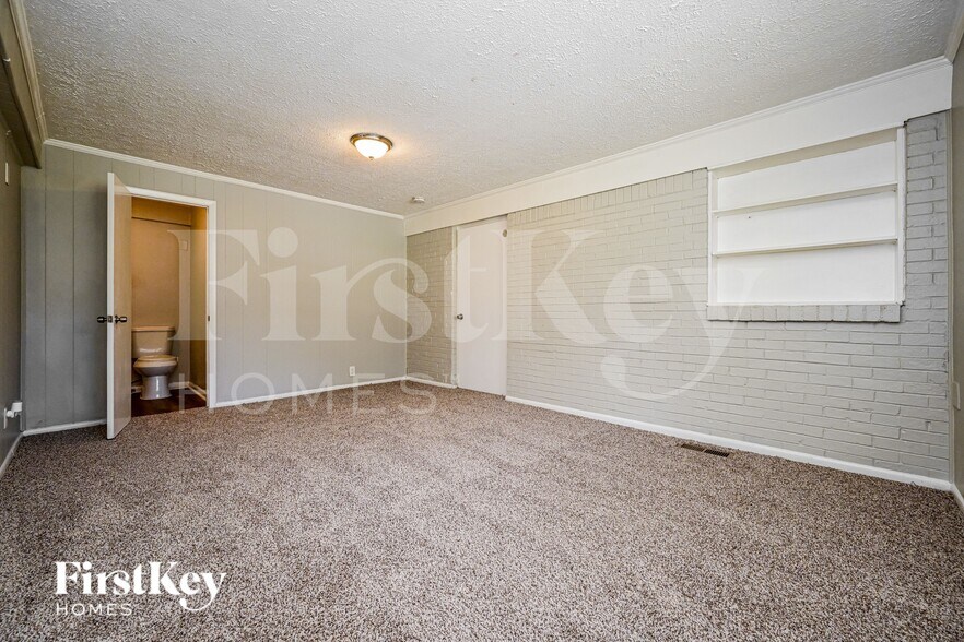 Building Photo - 5663 Dorsey Dr
