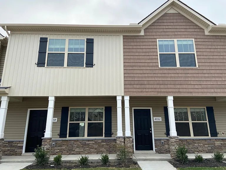 Building Photo - 4054 Saddlecreek Wy