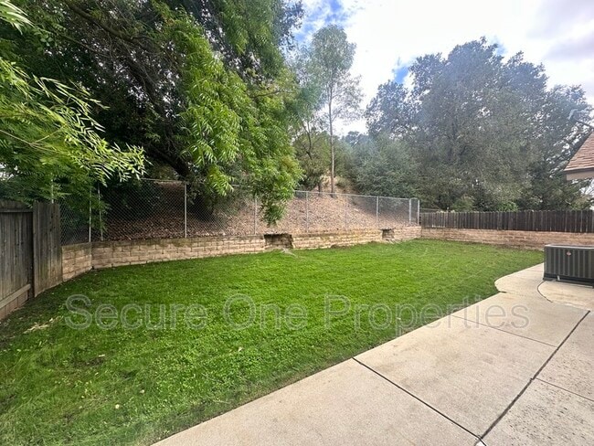 Building Photo - 29362 Hillrise Dr