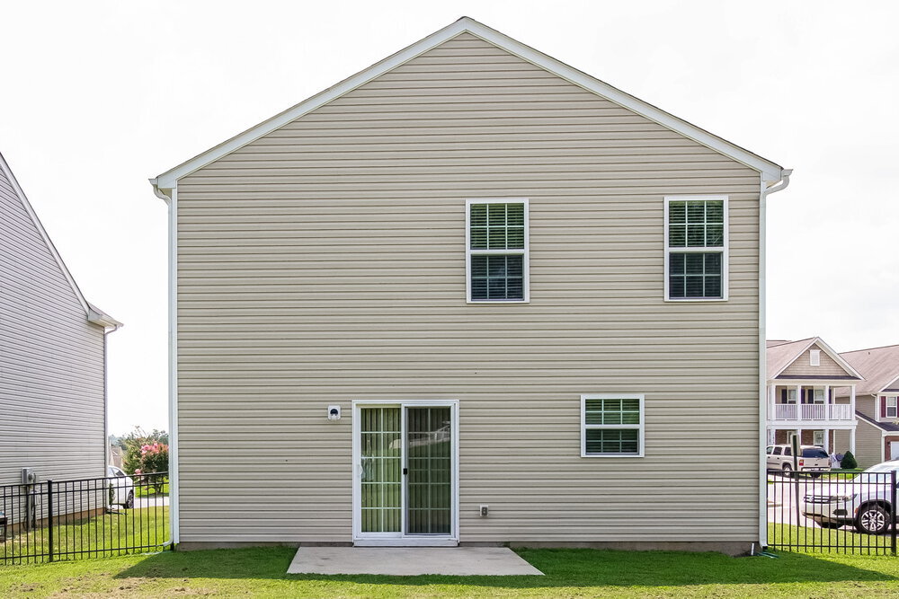 Building Photo - 1624 Eastway Dr