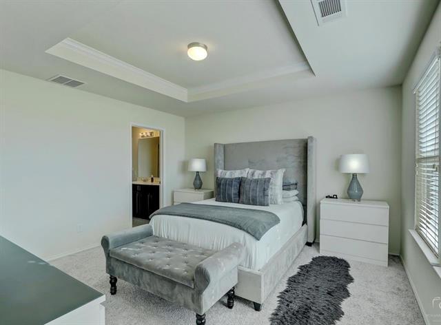 Building Photo - 2207 Heaton St