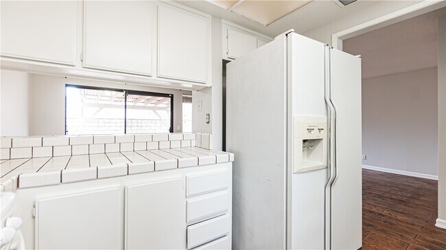 Building Photo - 8475 Cherry Blossom St