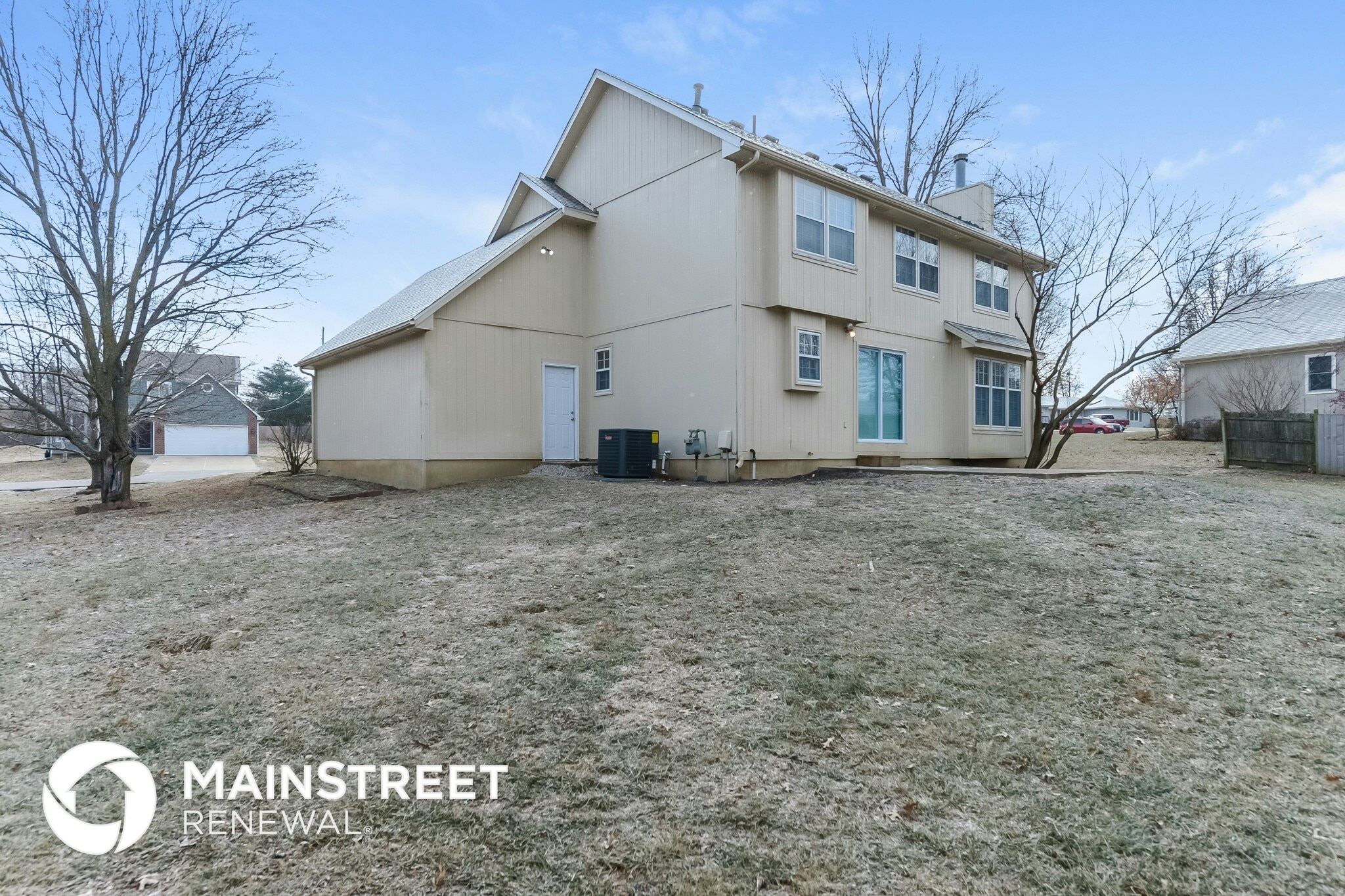 Building Photo - 5620 Meadow View Dr