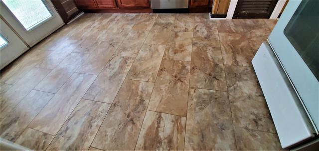 Building Photo - 1111 Ave A