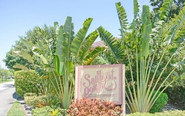 Building Photo - 2405 NW 33rd St