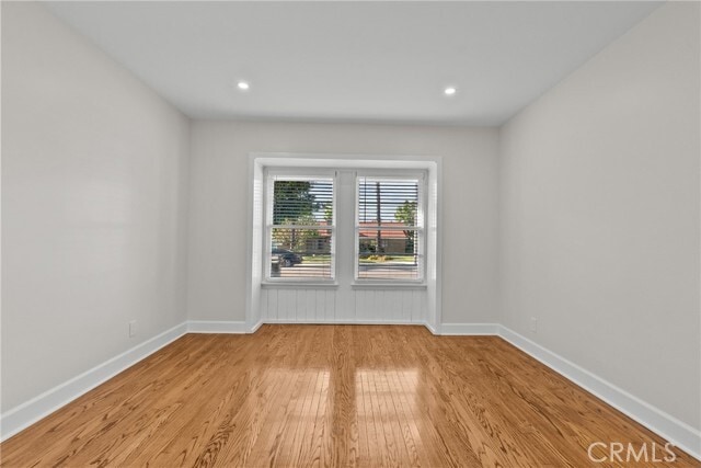 Building Photo - 624 N Hagar St